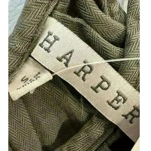 FRANCESCA HARPER NWT ARMY GREEN HALTER TANK WITH BUTTON KEY HOLE CLOSURE SMALL - Picture 5 of 12